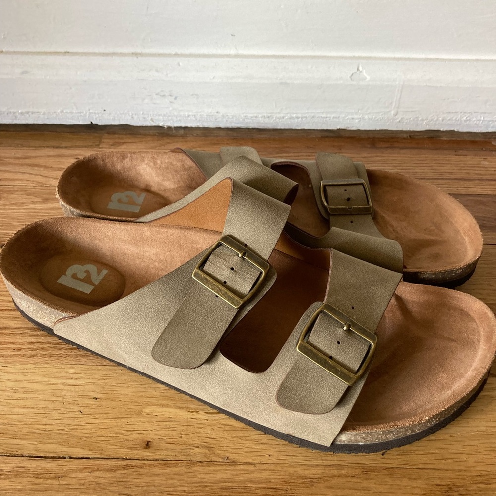 ⚠️FINAL SALE⚠️ Men’s R2 Sandals 12M